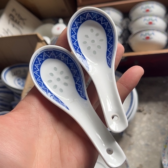 碗景德镇高温细白瓷