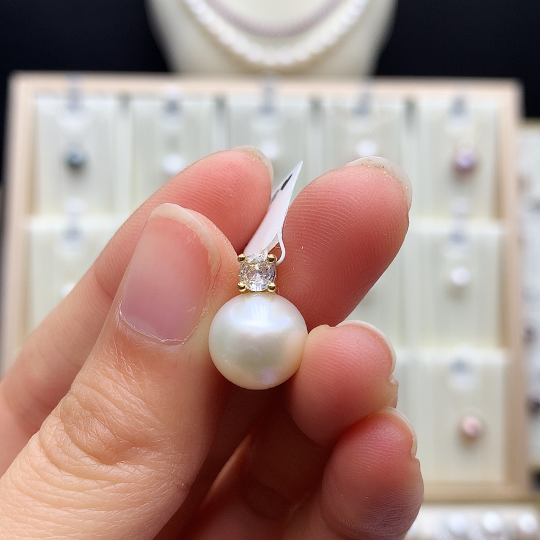 合金淡水珍珠颈饰