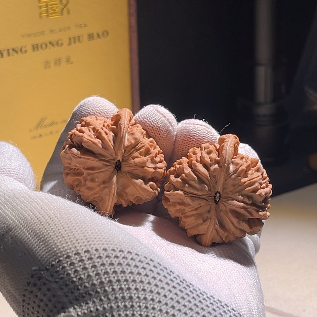 原***族官帽官帽官帽 古斯曼。