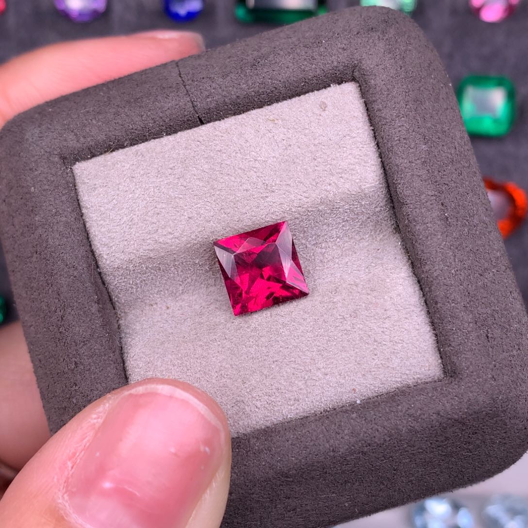 碧玺珠宝半成品未镶嵌2.46ct高品质火龙果色卢比来