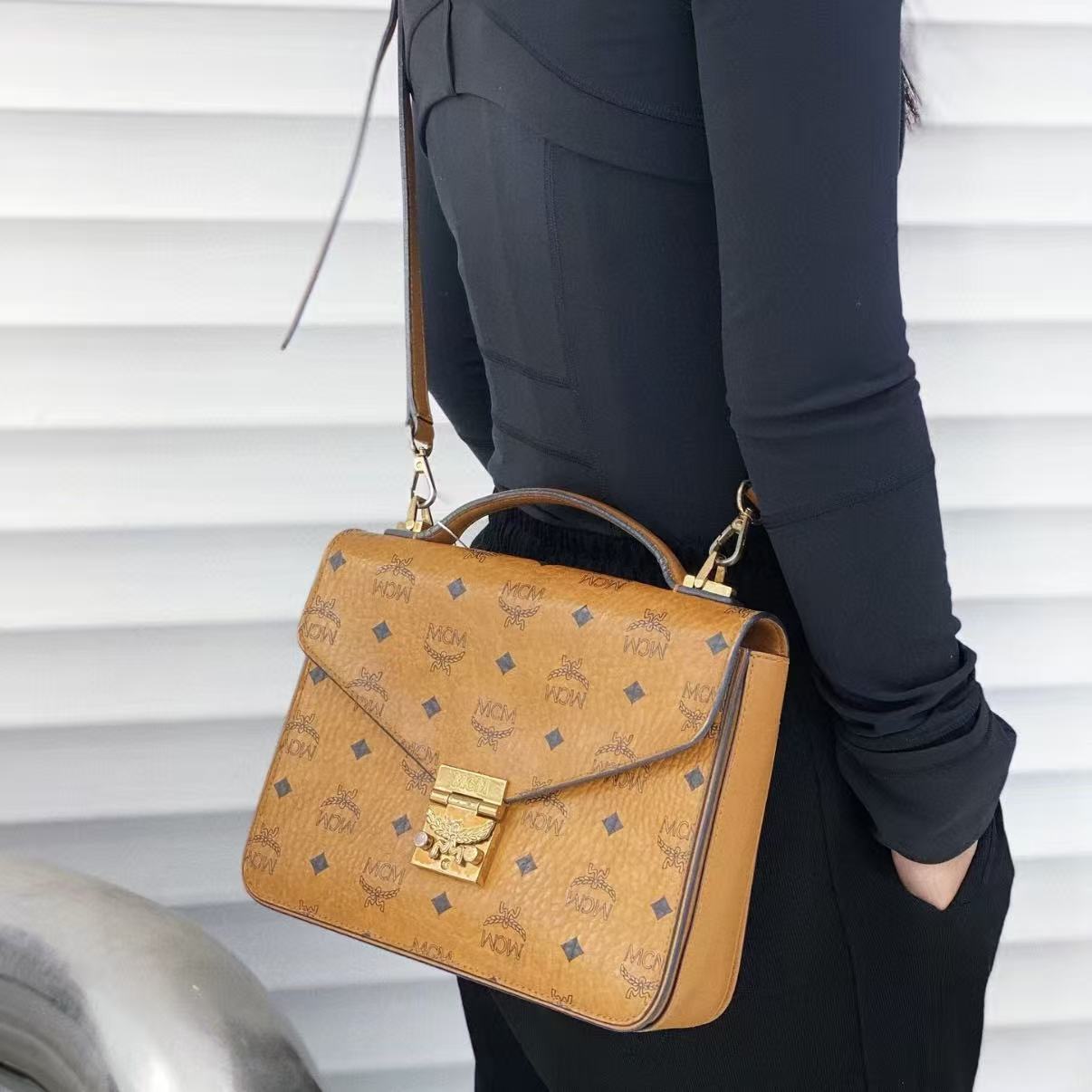 MCM 单肩包 单肩包 bv6173/2512