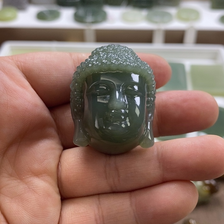 和田玉（糖玉）未镶嵌颈饰