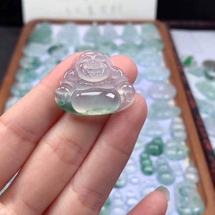 颈饰未镶嵌翡翠高冰飘花大佛公