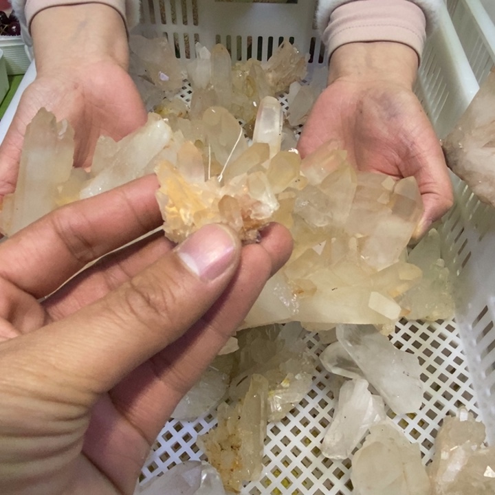 水晶水晶原石摆件未镶嵌福***?