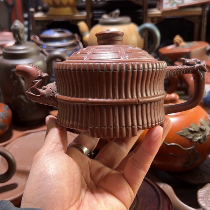 紫砂茶壶紫砂壶收藏起来吧