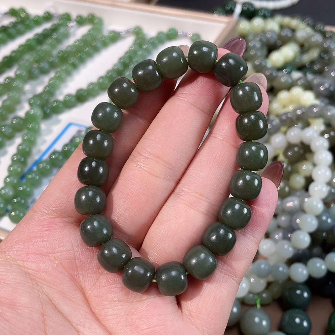 和田玉手链未镶嵌