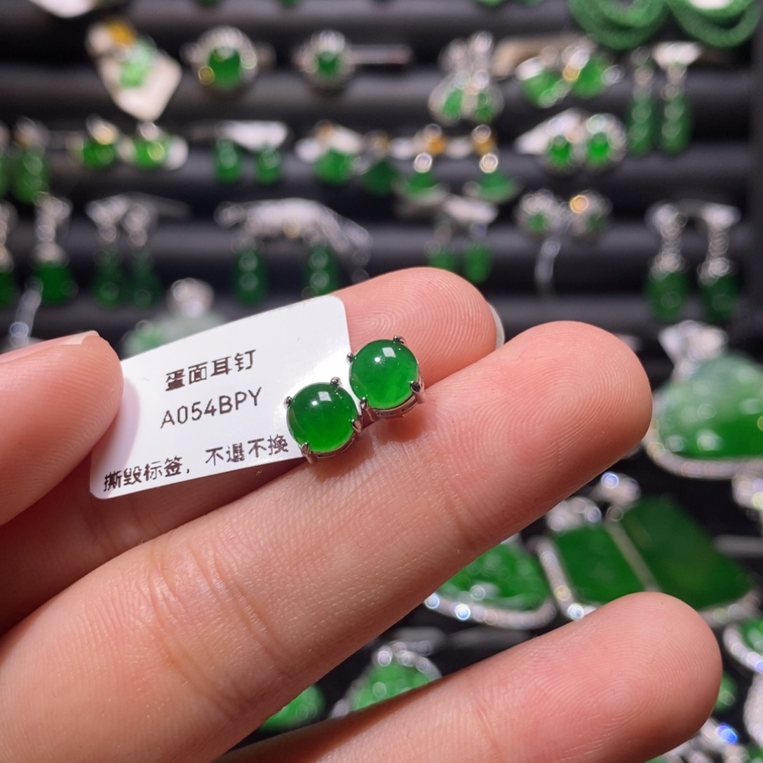 翡翠耳饰银S925镶嵌天然翡翠