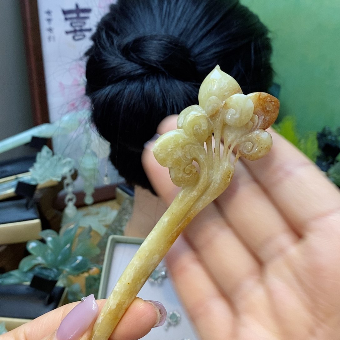 蛇纹石玉发簪未镶嵌