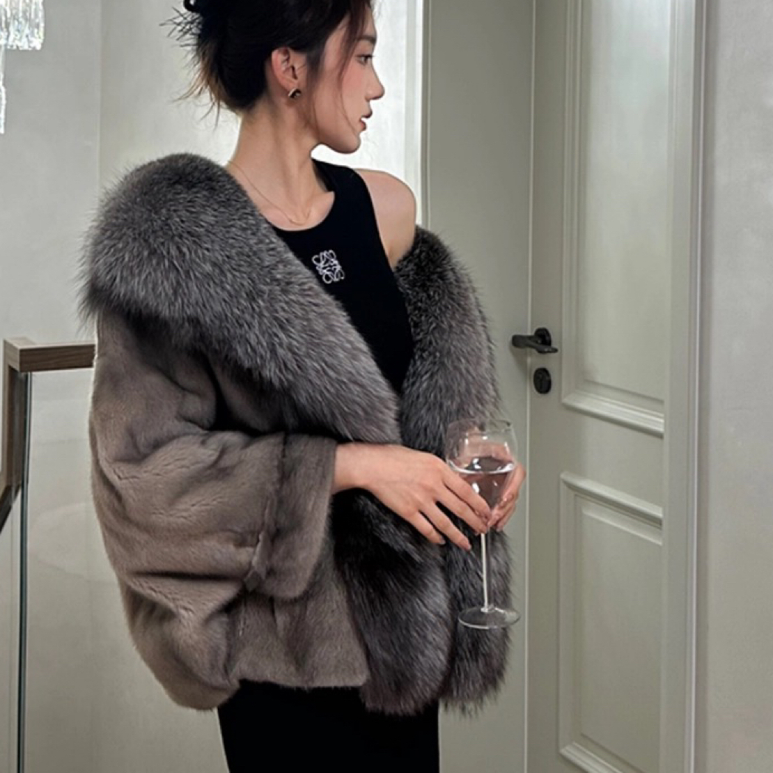 冬季新款高端女装百搭时尚大毛领短外套女～（以直播间为准）女外套