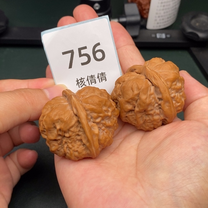 文玩核桃吊坠?***9756号全品哇42.44.33