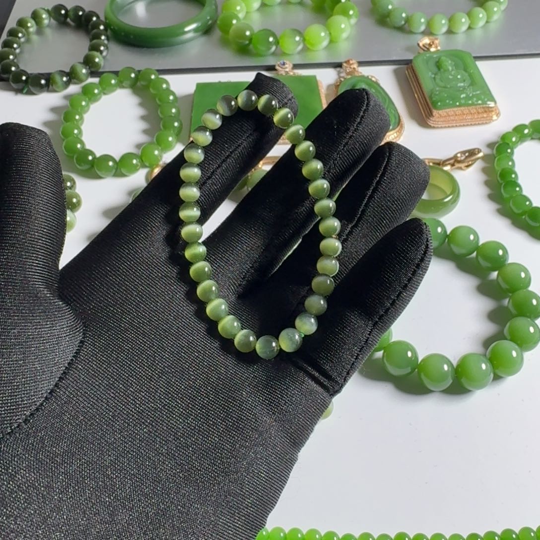 未镶嵌和田玉（碧玉）手串吴*龙