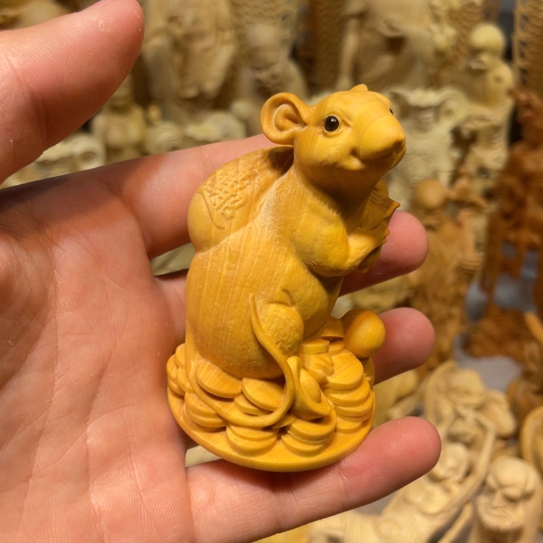 用***8黄杨木小瑕疵老鼠