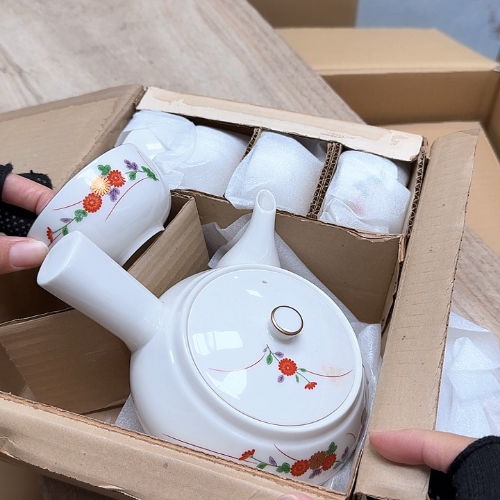 瓷片噗哈哈哈哈哈