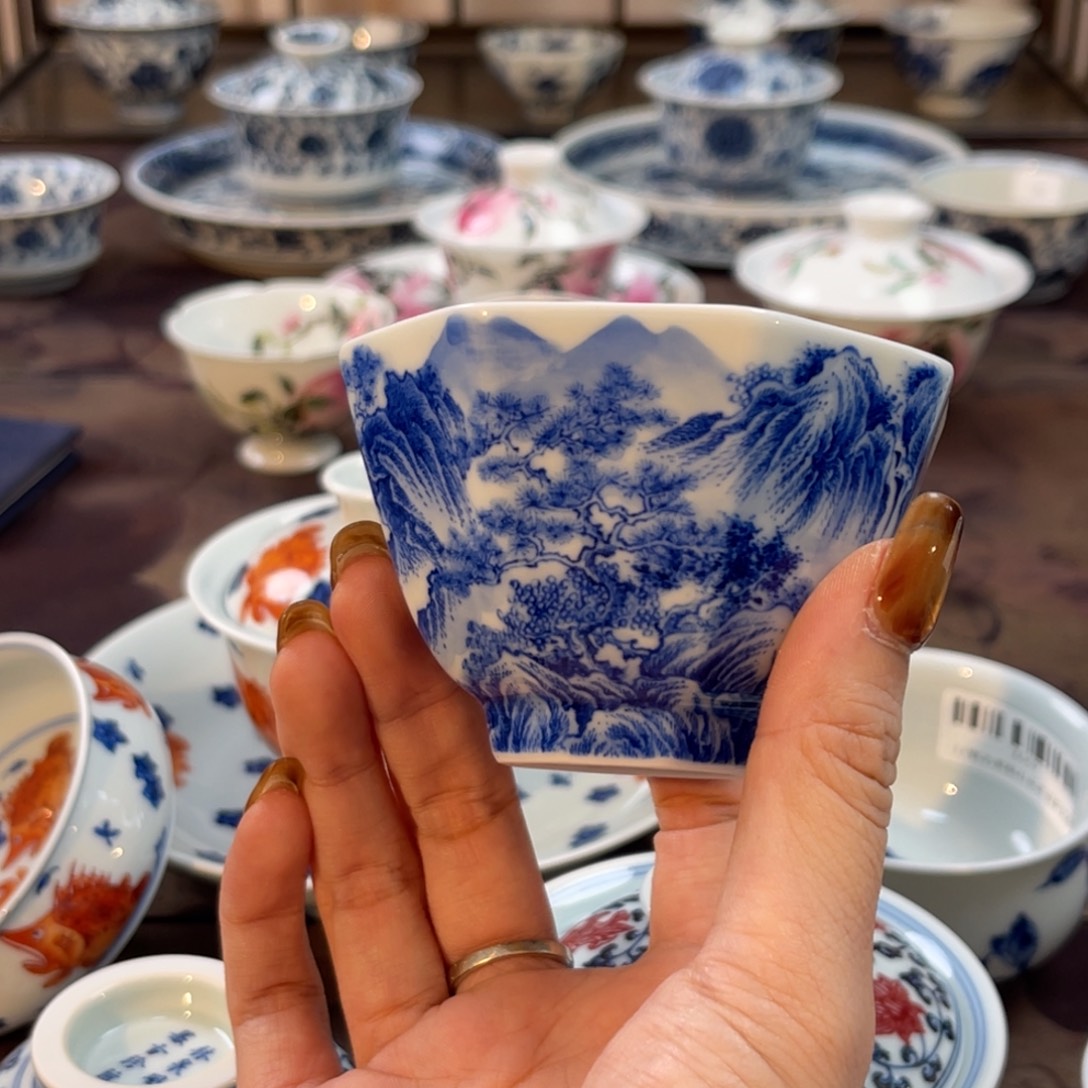 瓷片闪闪闪闪闪闪闪闪闪闪