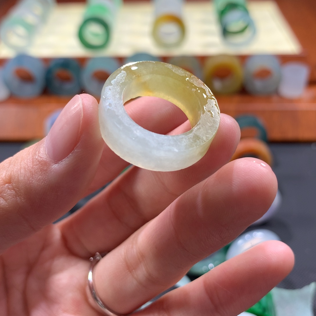 定制翡翠未镶嵌?****℡