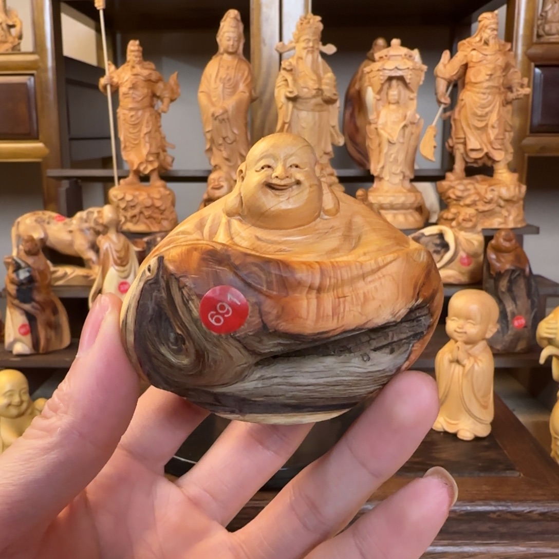 崖柏小木匠艺雕一物一拍