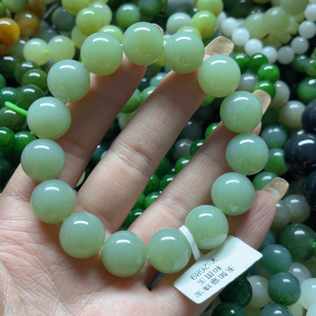 和田玉手串未镶嵌