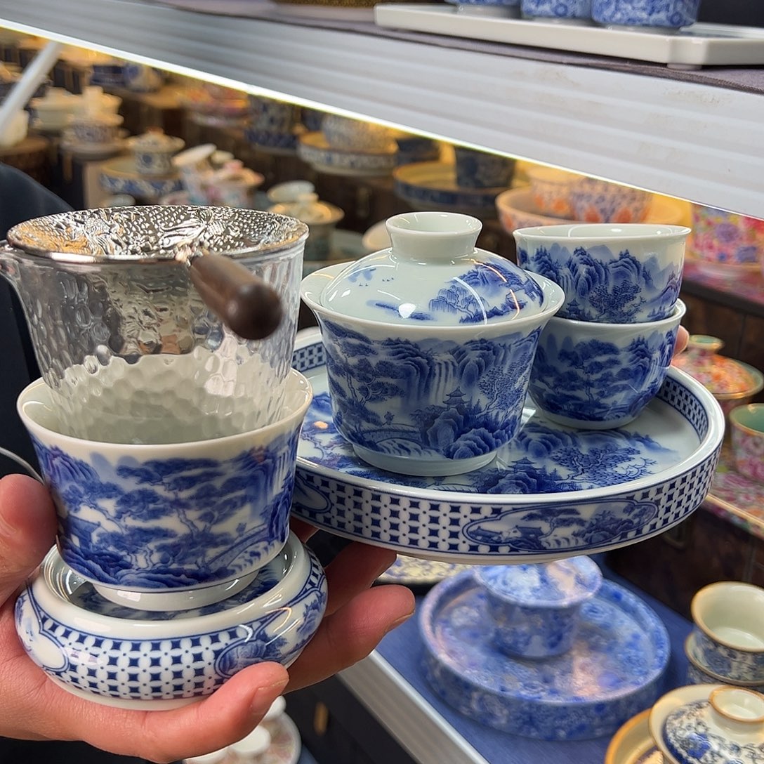 我们的目标是成为一个优秀的人