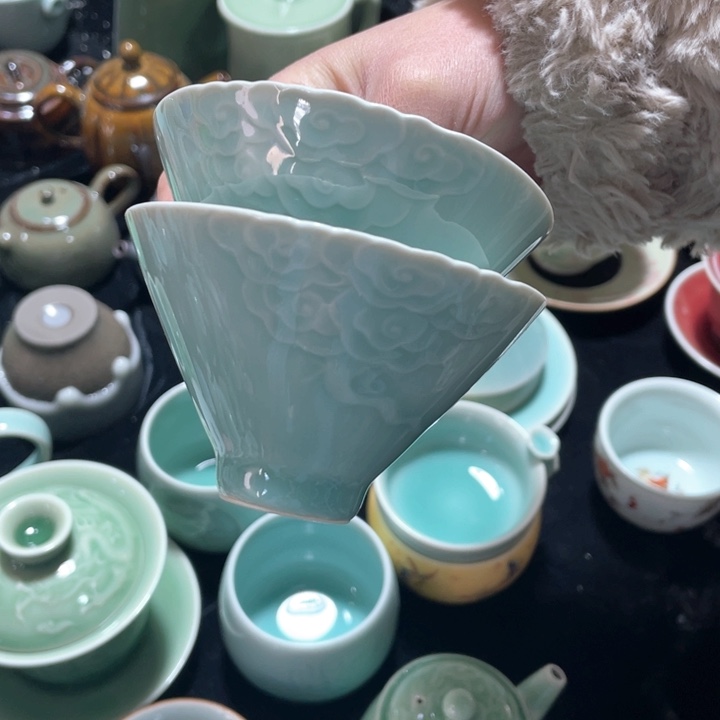 福利待遇等方面的