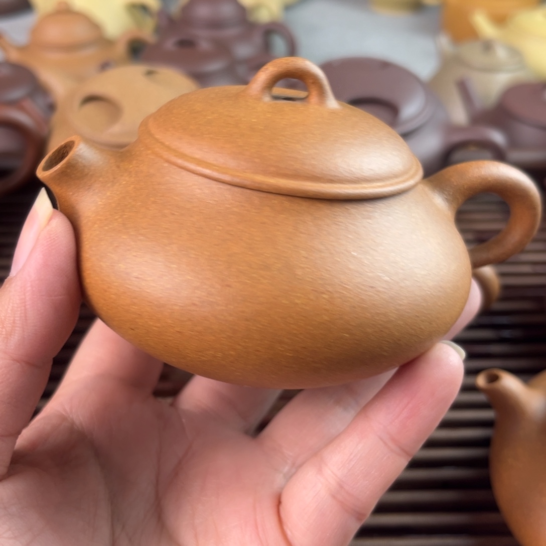 原***踪茶壶紫砂微瑕……………………