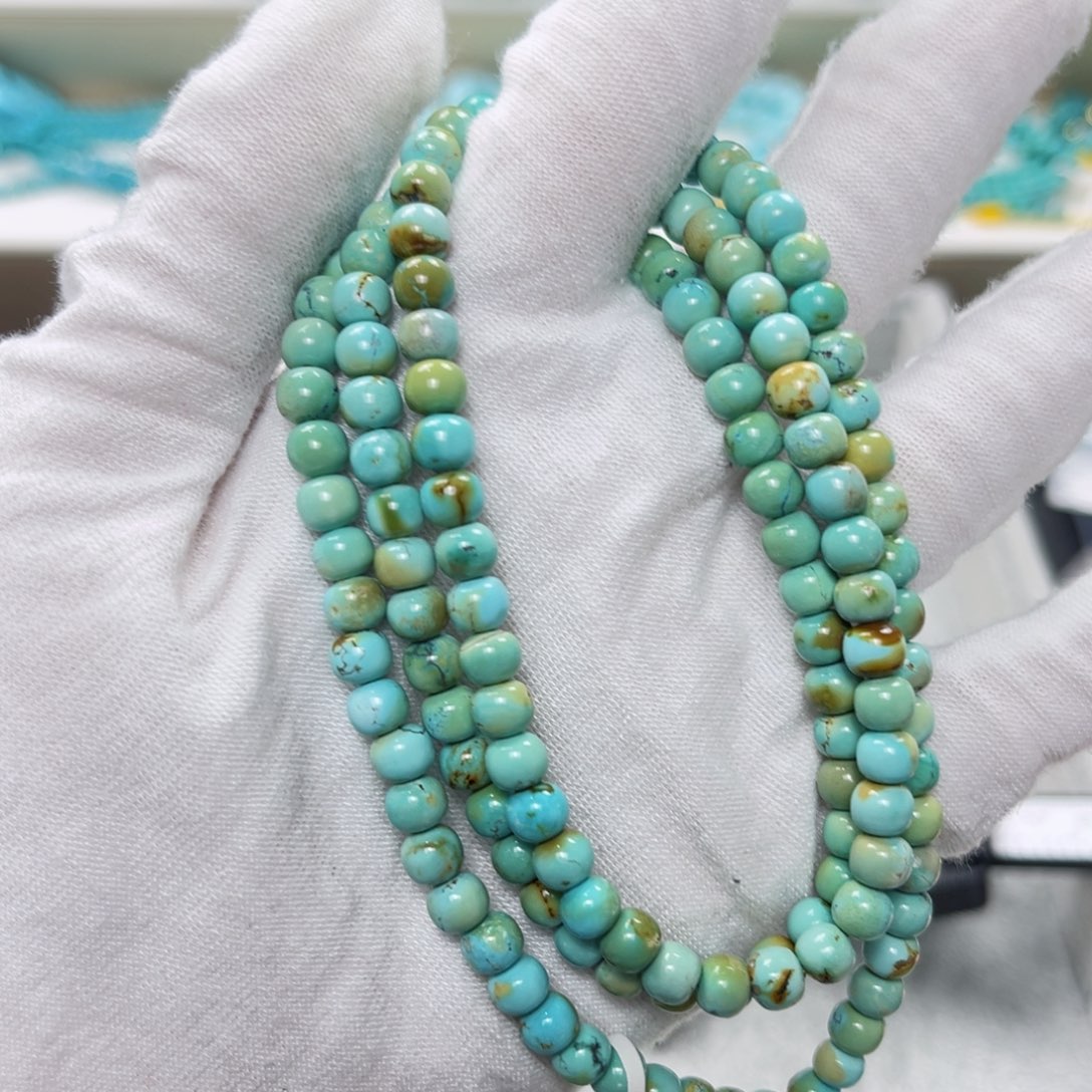 绿松石绿松石未镶嵌