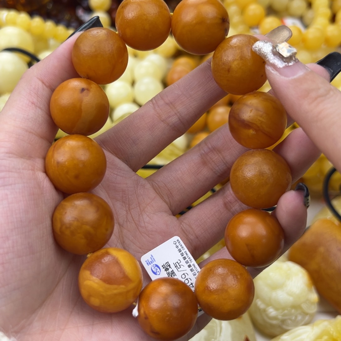 琥珀珠宝奇石未镶嵌