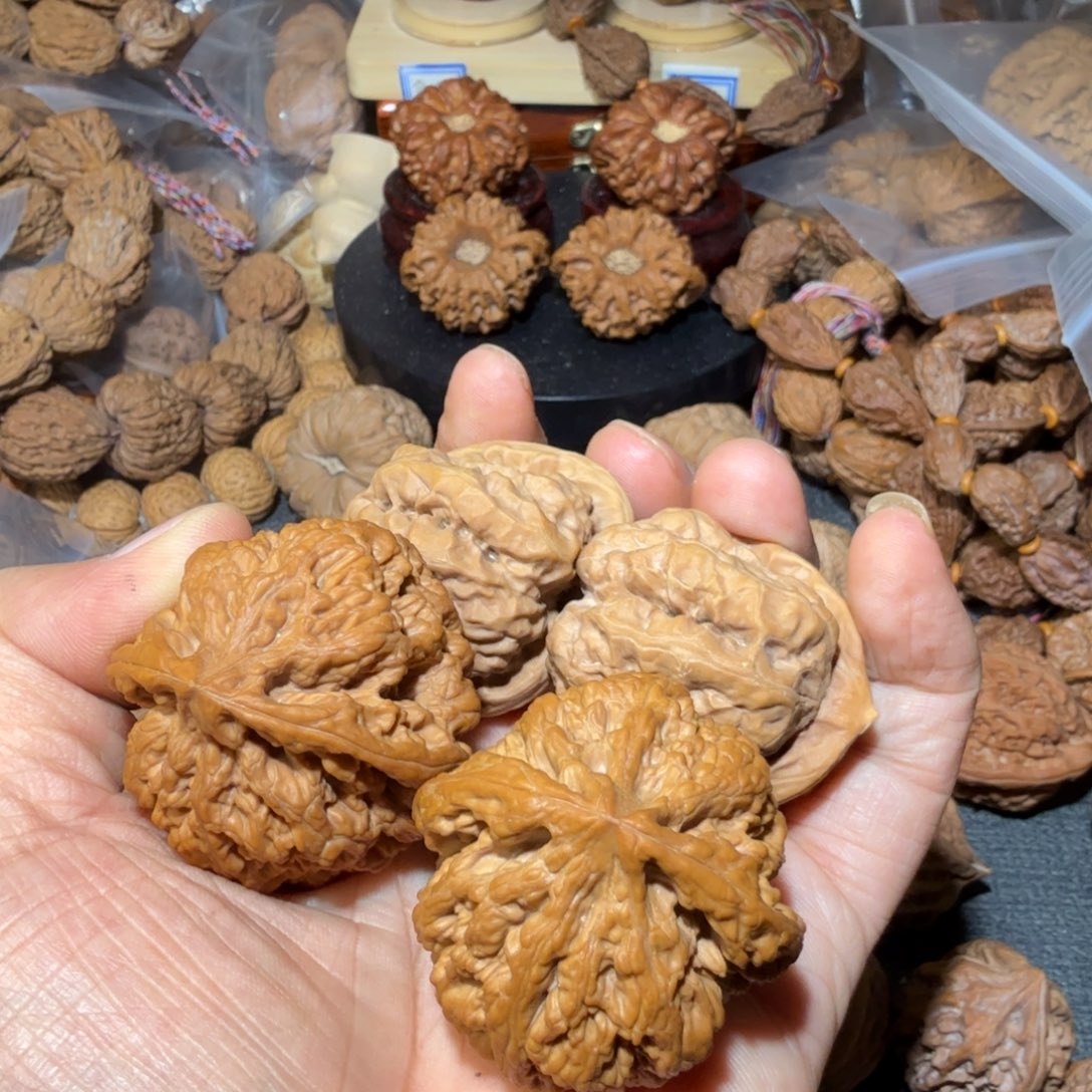 把件文玩核桃哎*玮蛤蟆、大粗筋2对