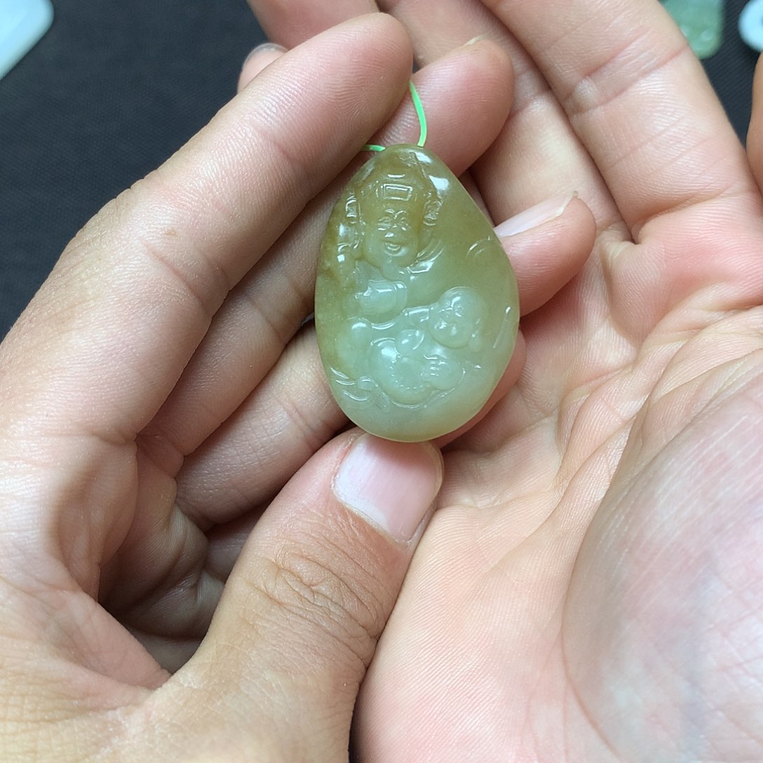 颈饰未镶嵌和田玉