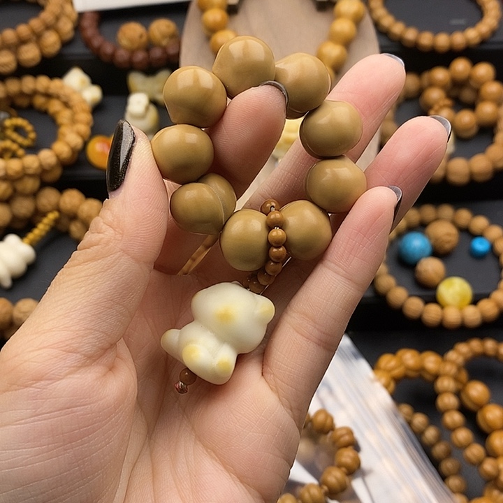 安*?全品 亮面大屁桃手捻