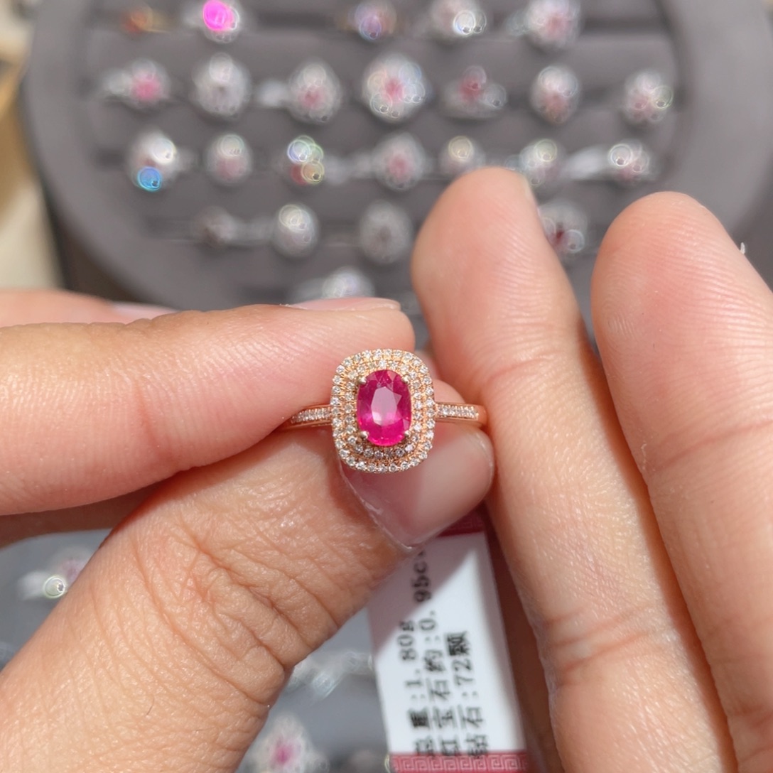 红宝石戒指18K金镶嵌0.95ct 