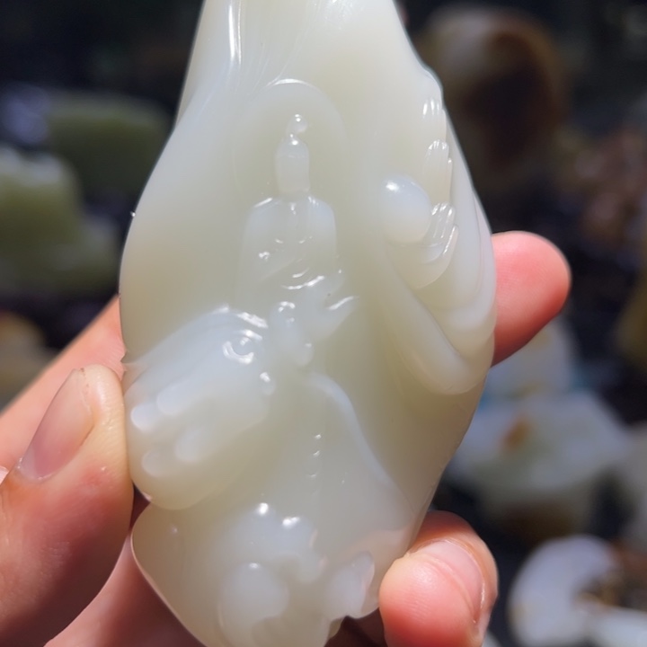 青***怀未镶嵌和田玉（白玉）车挂