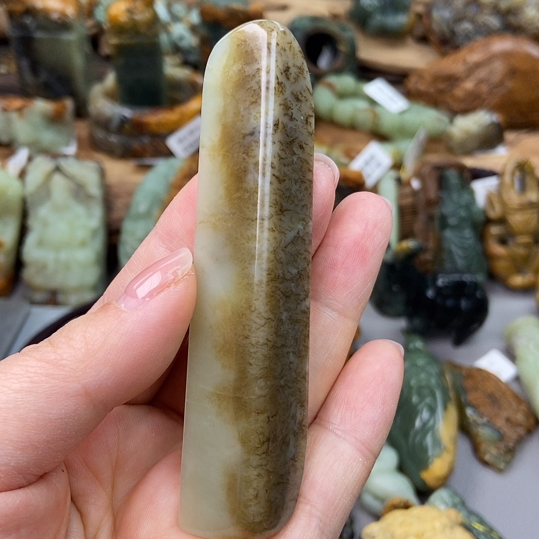 岫岩老玉（透闪石质玉）手把未镶嵌