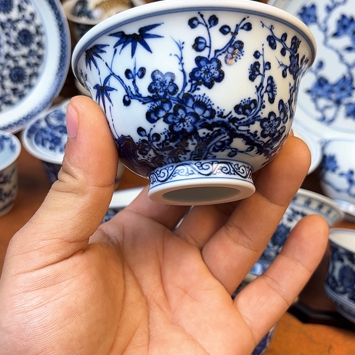 摆件景德镇陶瓷压手songzhumei