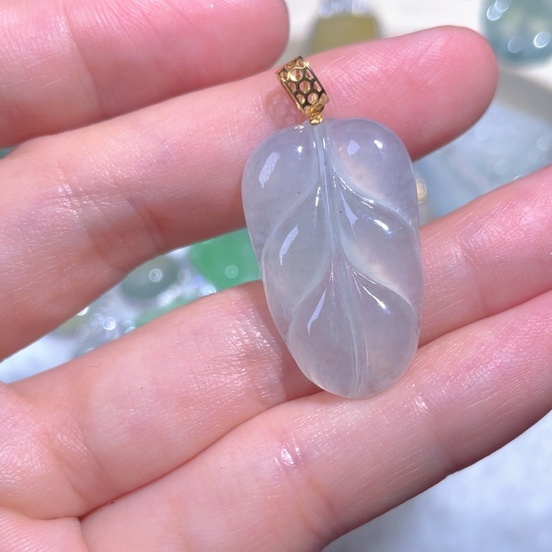 翡翠颈饰18K金镶嵌翡翠