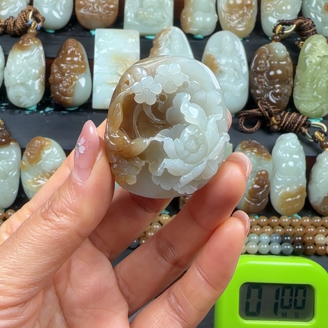 s***青和田玉未镶嵌挂件