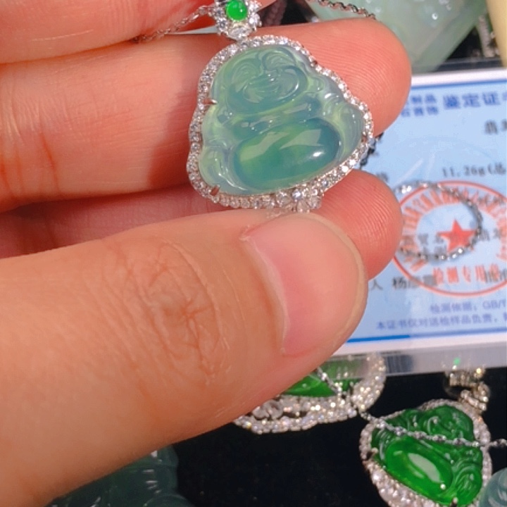 翡翠颈饰未镶嵌5，