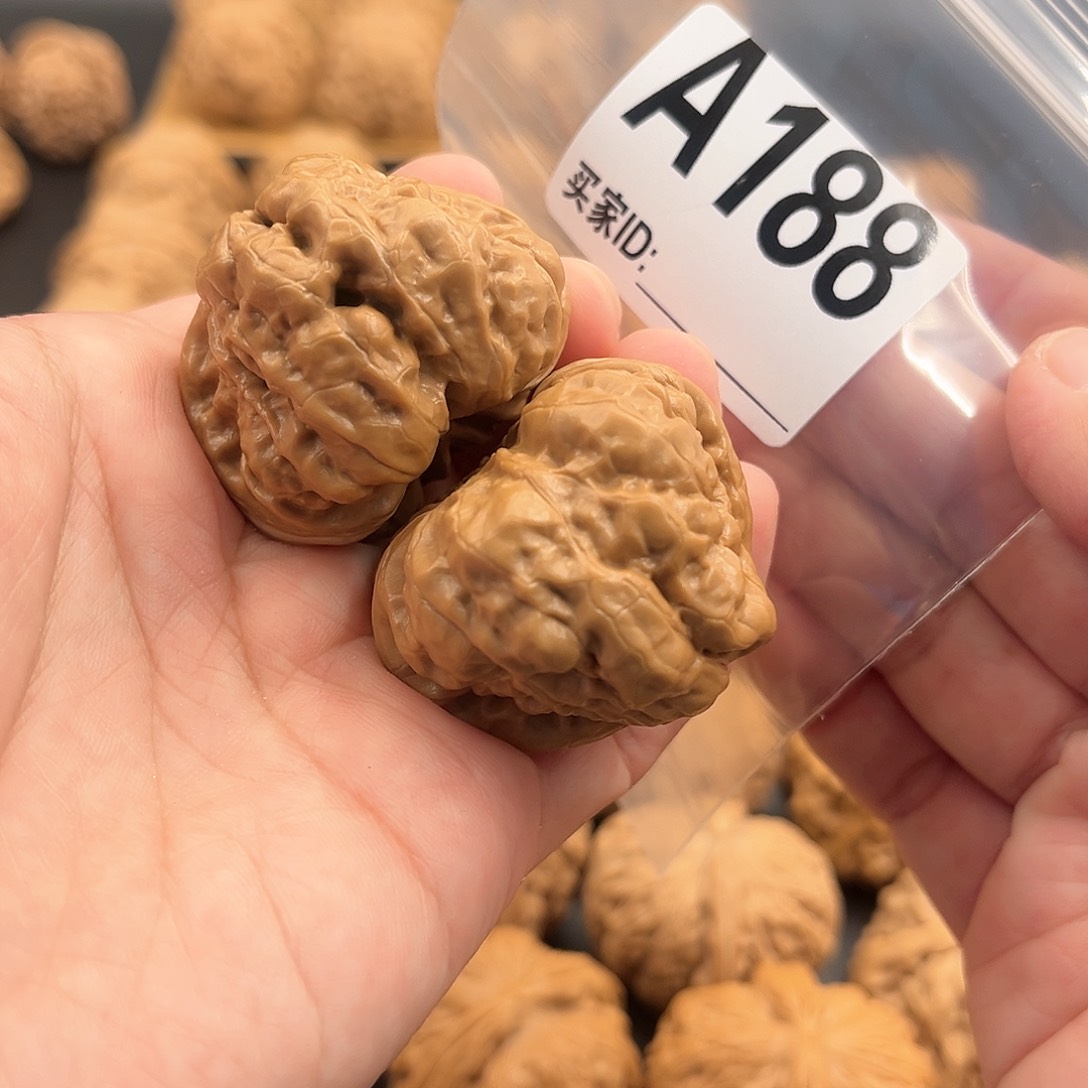 文玩核桃把件蛙蛙精品39