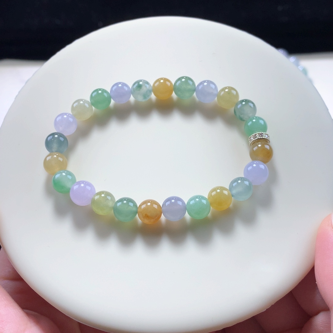 未镶嵌翡翠手链露华浓