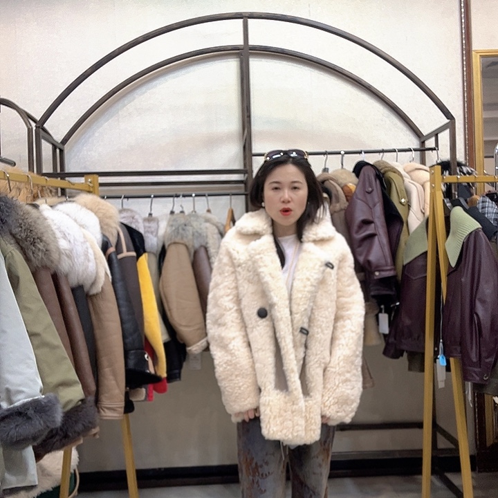 真皮皮衣皮毛一体140斤以内