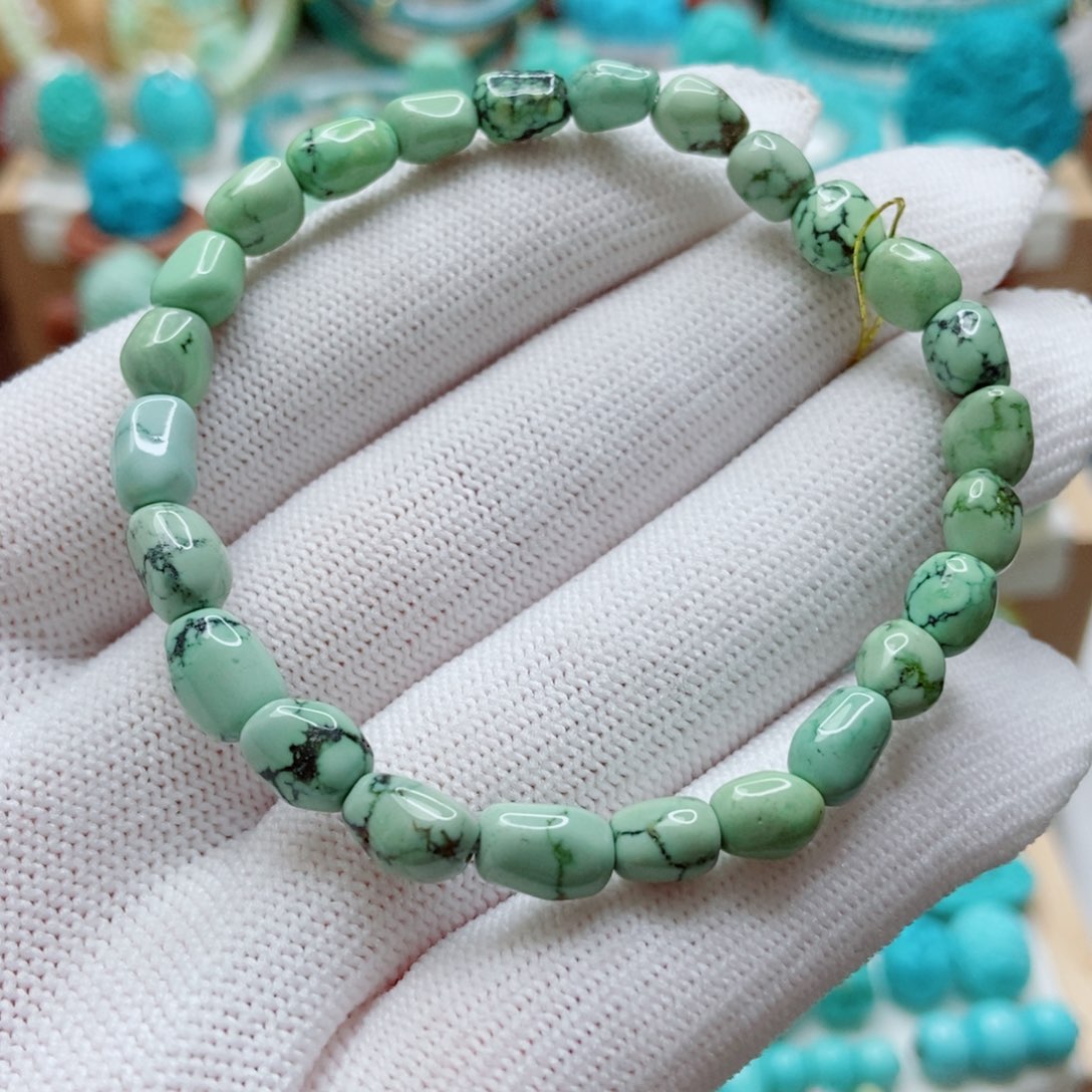绿松石未镶嵌随型手串