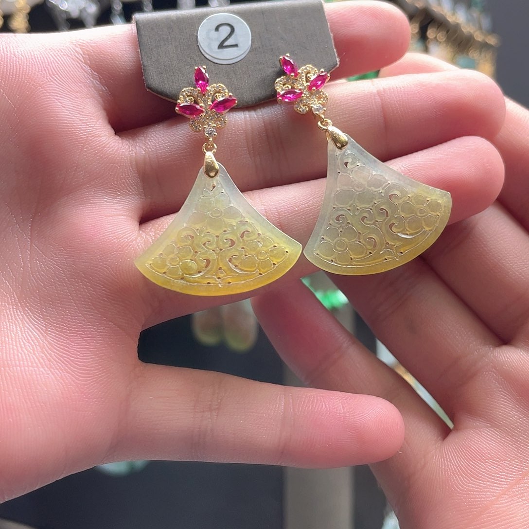 翡翠未镶嵌耳饰翡翠