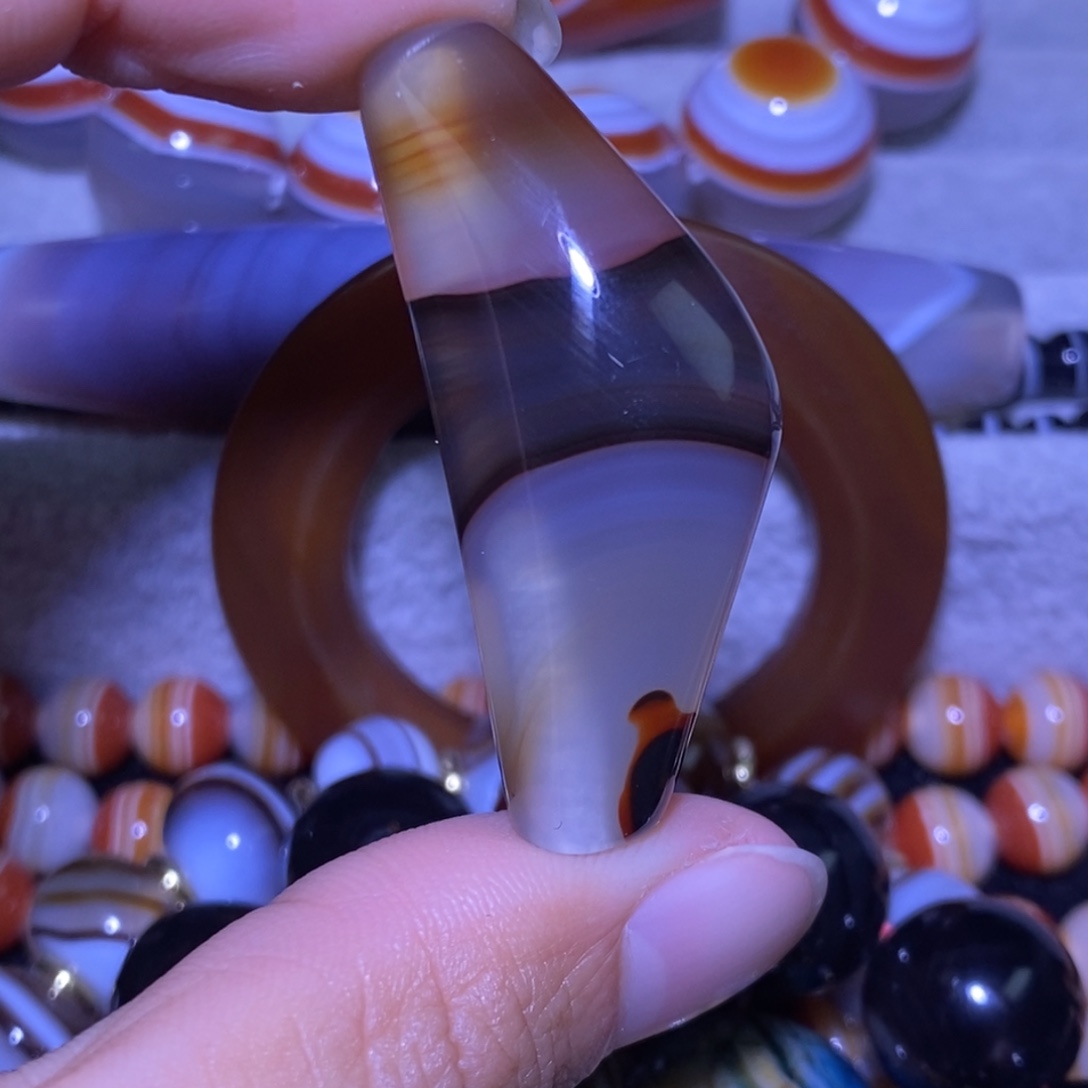 玛瑙/玉髓未镶嵌颈饰