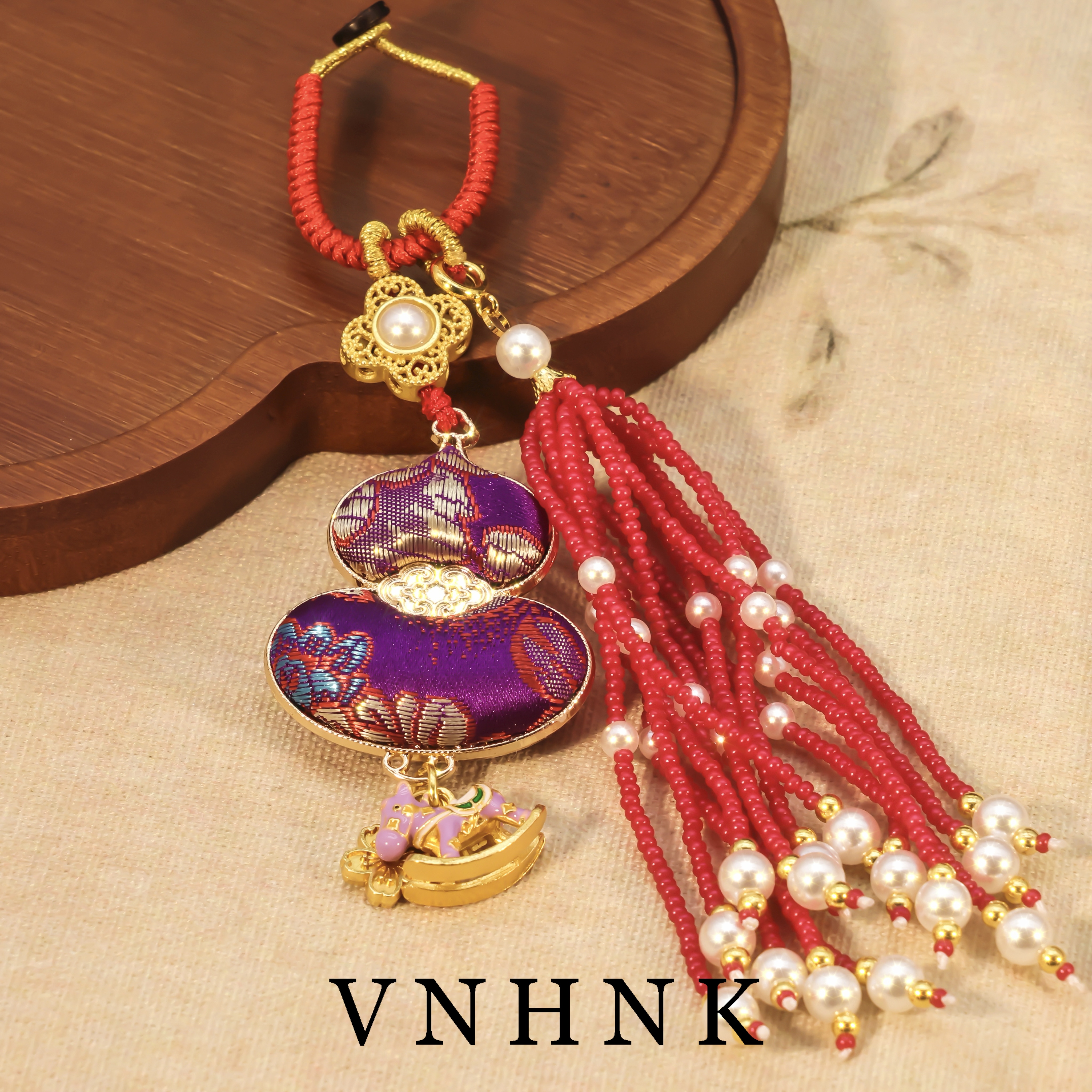 美可儿   M12   红色时尚小众个性钥匙扣预售