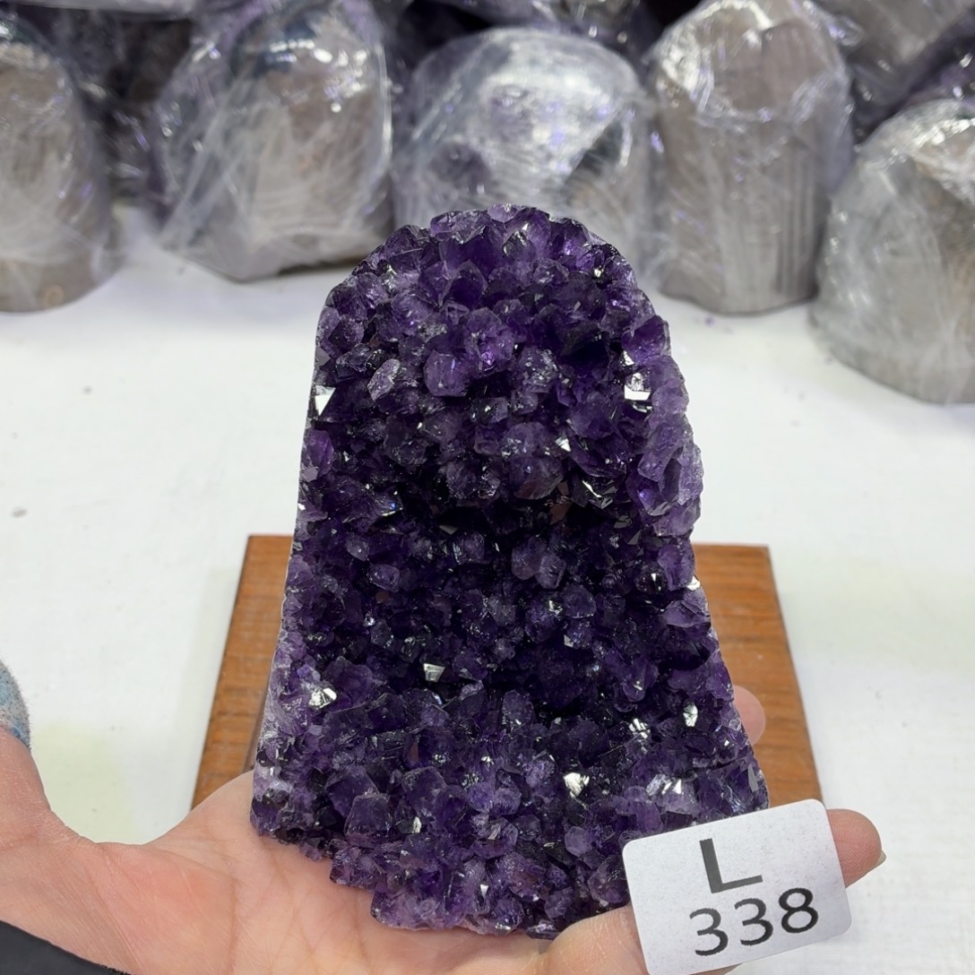 水晶摆件未镶嵌天然紫水晶