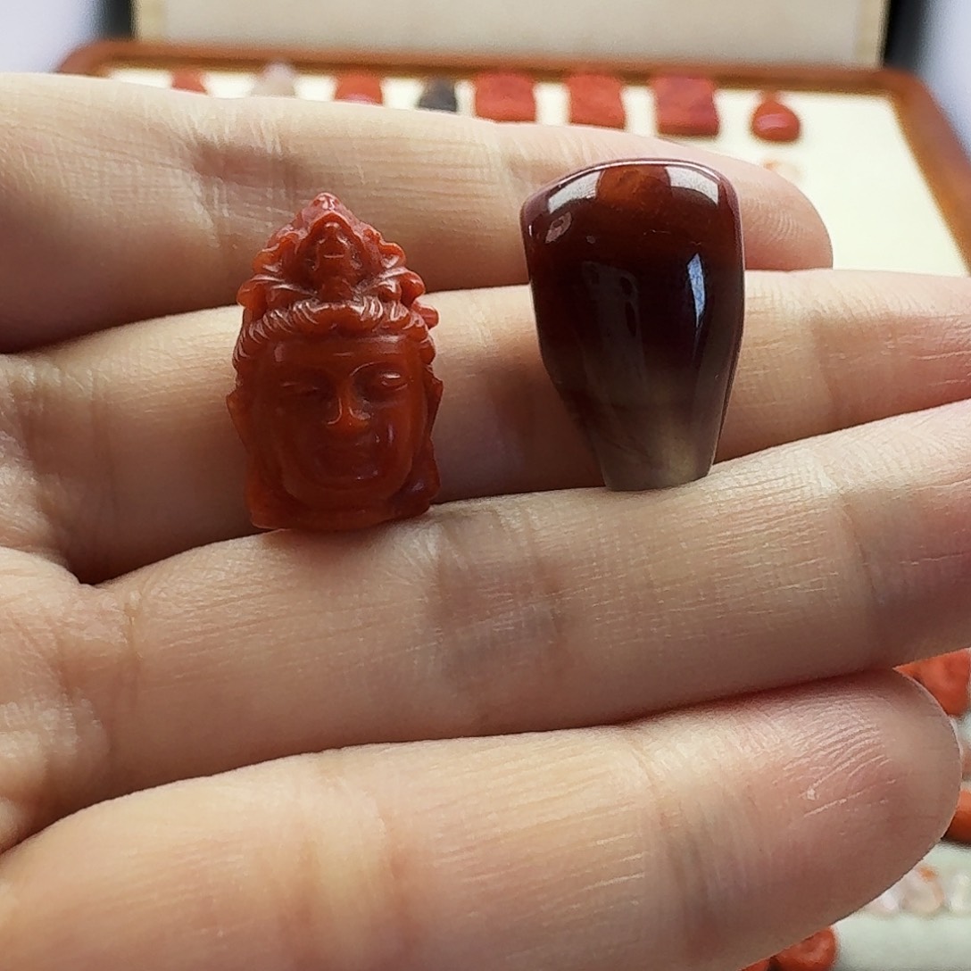 南红玛瑙配饰未镶嵌