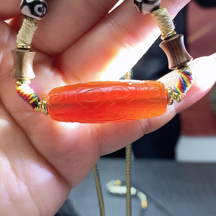 玛瑙/玉髓颈饰合金