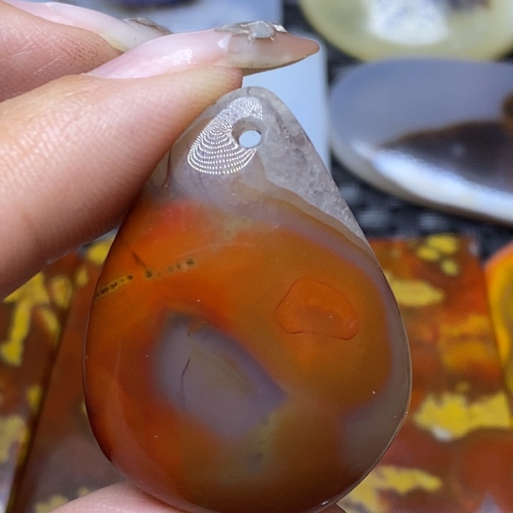 玛瑙/玉髓颈饰未镶嵌