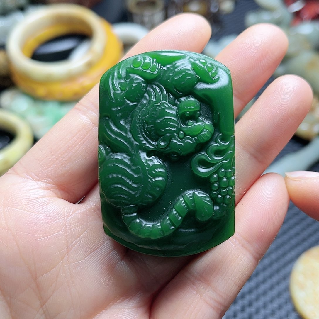白玉菩提吊坠摆件