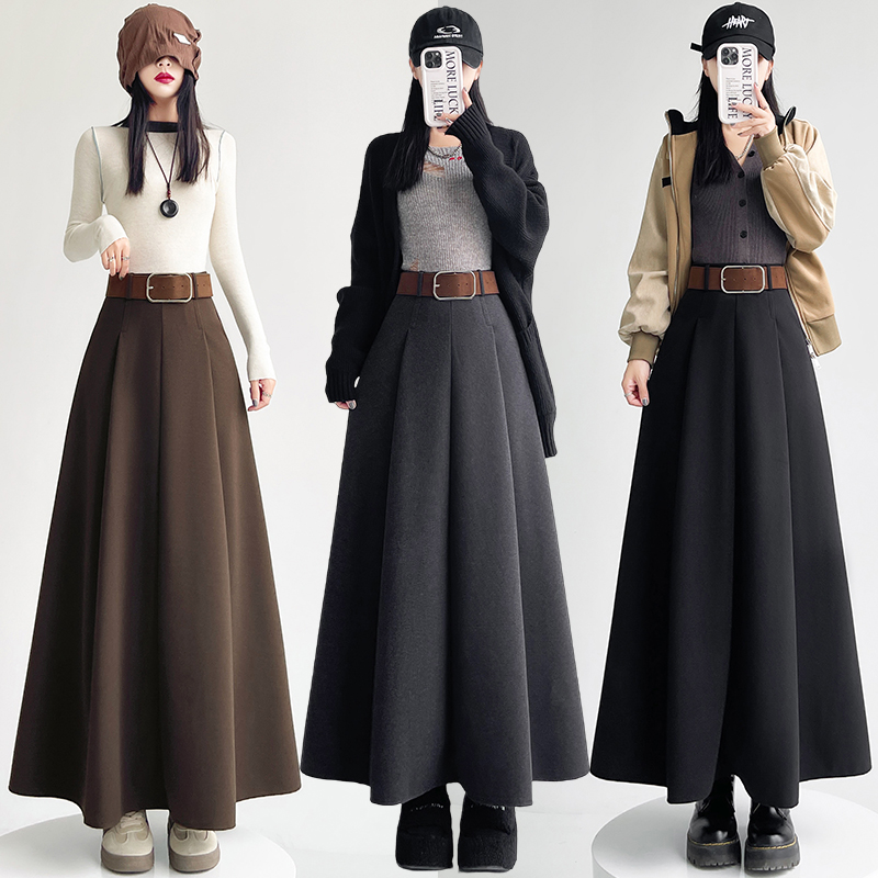 气质A版毛呢半身裙女秋冬2025新款高腰显瘦设计感大摆裙黑色长裙