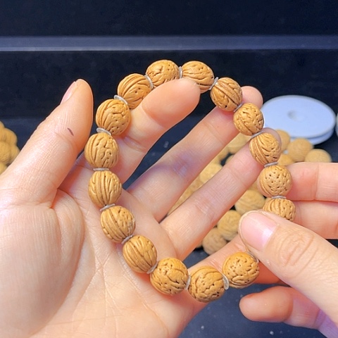 桃核吊坠～****桃核手串